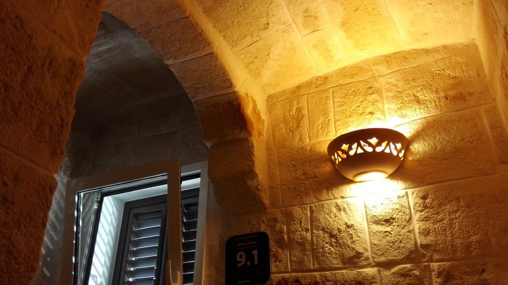 Al Rosa Antico Hotel Монополи Стая снимка
