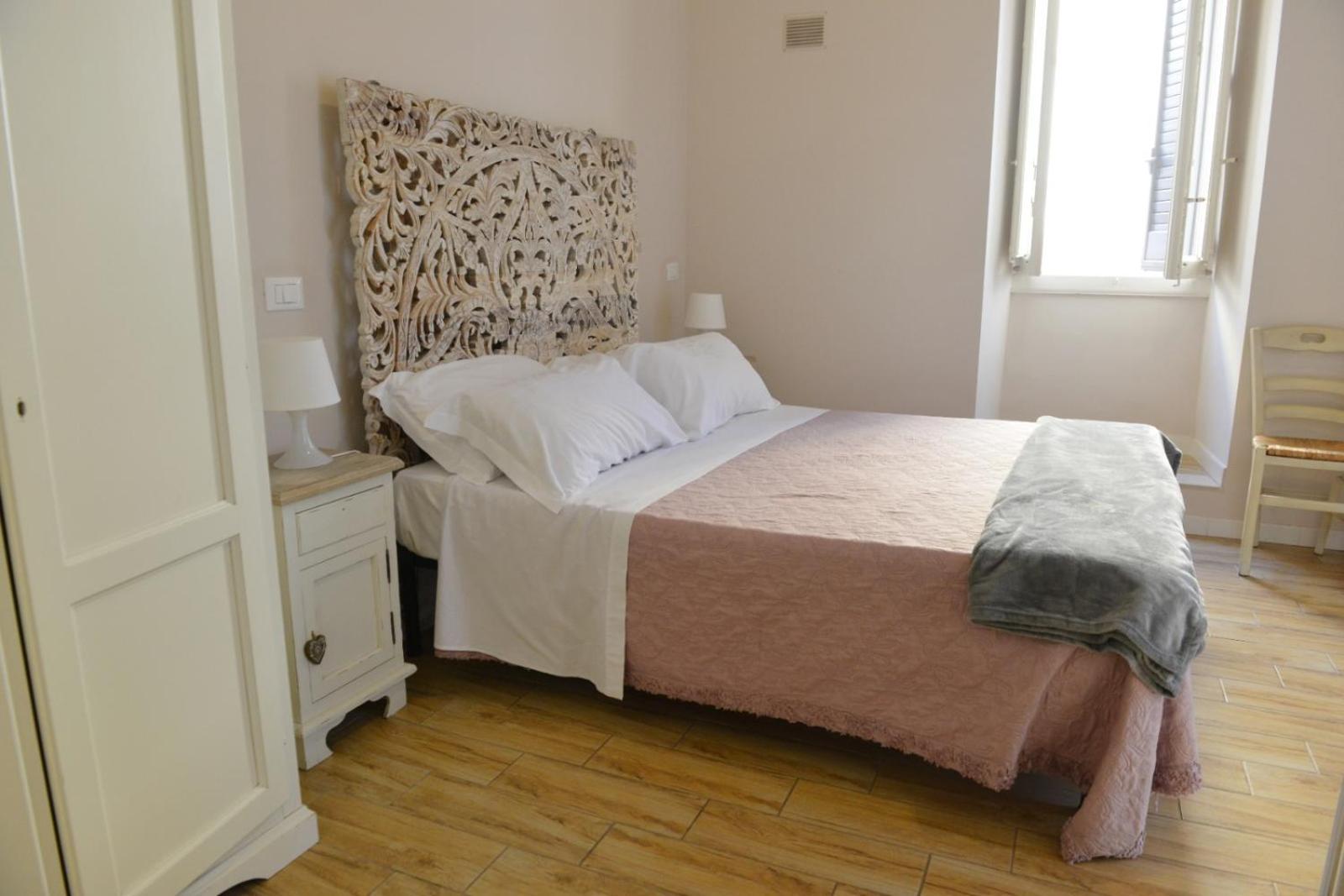 Al Rosa Antico Hotel Монополи Екстериор снимка