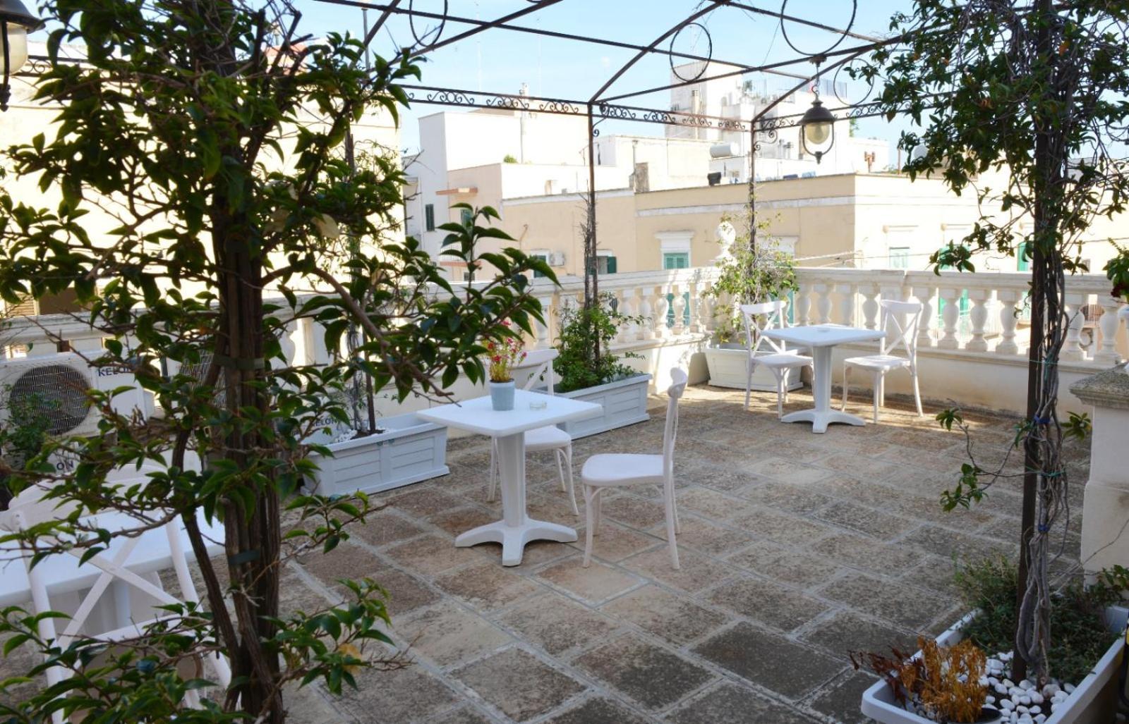Al Rosa Antico Hotel Монополи Екстериор снимка