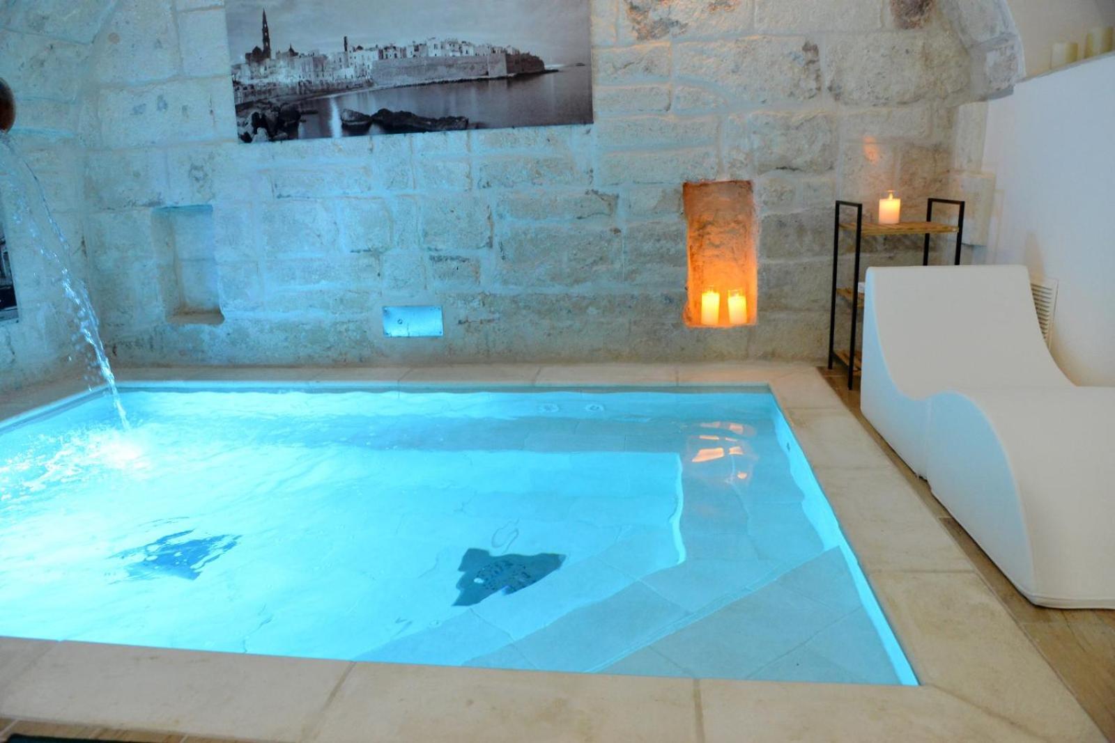 Al Rosa Antico Hotel Монополи Екстериор снимка