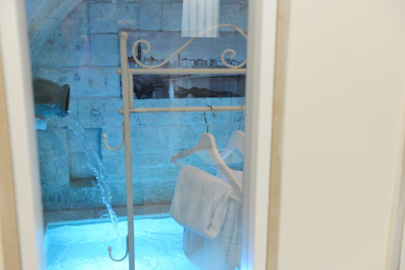 Al Rosa Antico Hotel Монополи Екстериор снимка