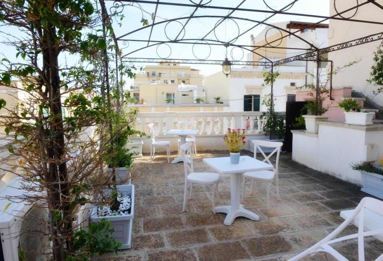 Al Rosa Antico Hotel Монополи Екстериор снимка